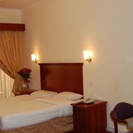 Al Mas Hotel Apartments Dubai Exterior photo